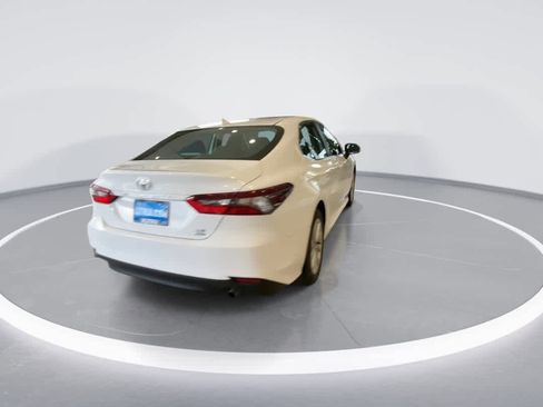 Used 2022 Toyota Camry LE w/ Cold Weather Package image 9