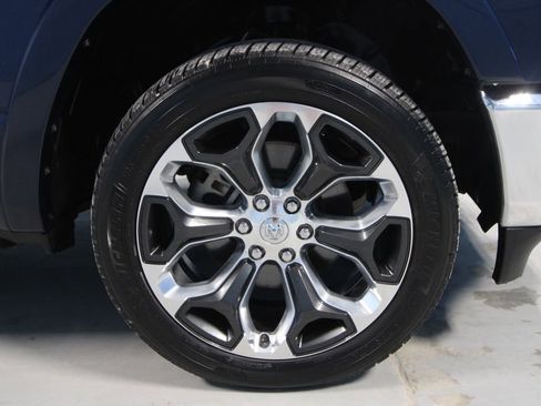 Used 2021 RAM 1500 Limited AWD/4WD image 40