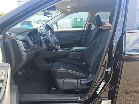 Certified 2023 Nissan Rogue S image 7