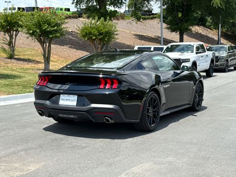 Used 2024 Ford Mustang Premium RWD image 5
