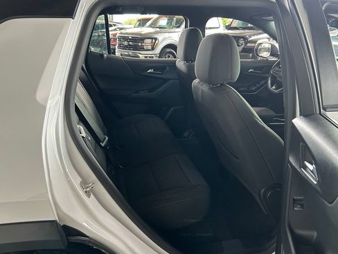 Used 2025 Chevrolet Equinox LT FWD image 36
