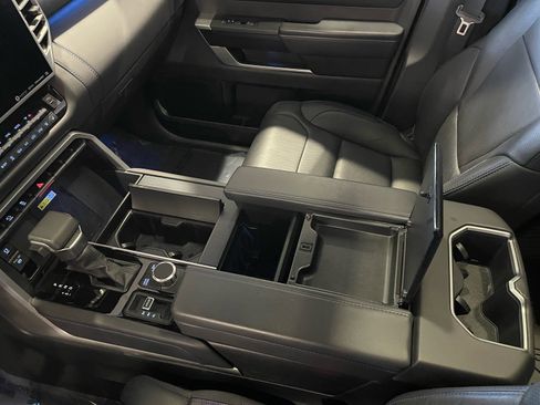 Used 2023 Toyota Sequoia Platinum image 50