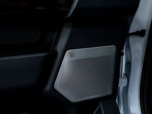 Used 2023 Ford F150 Lightning Platinum image 49