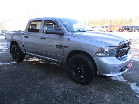 Used 2019 RAM 1500 Express w/ Wheel & Sound Group image 11