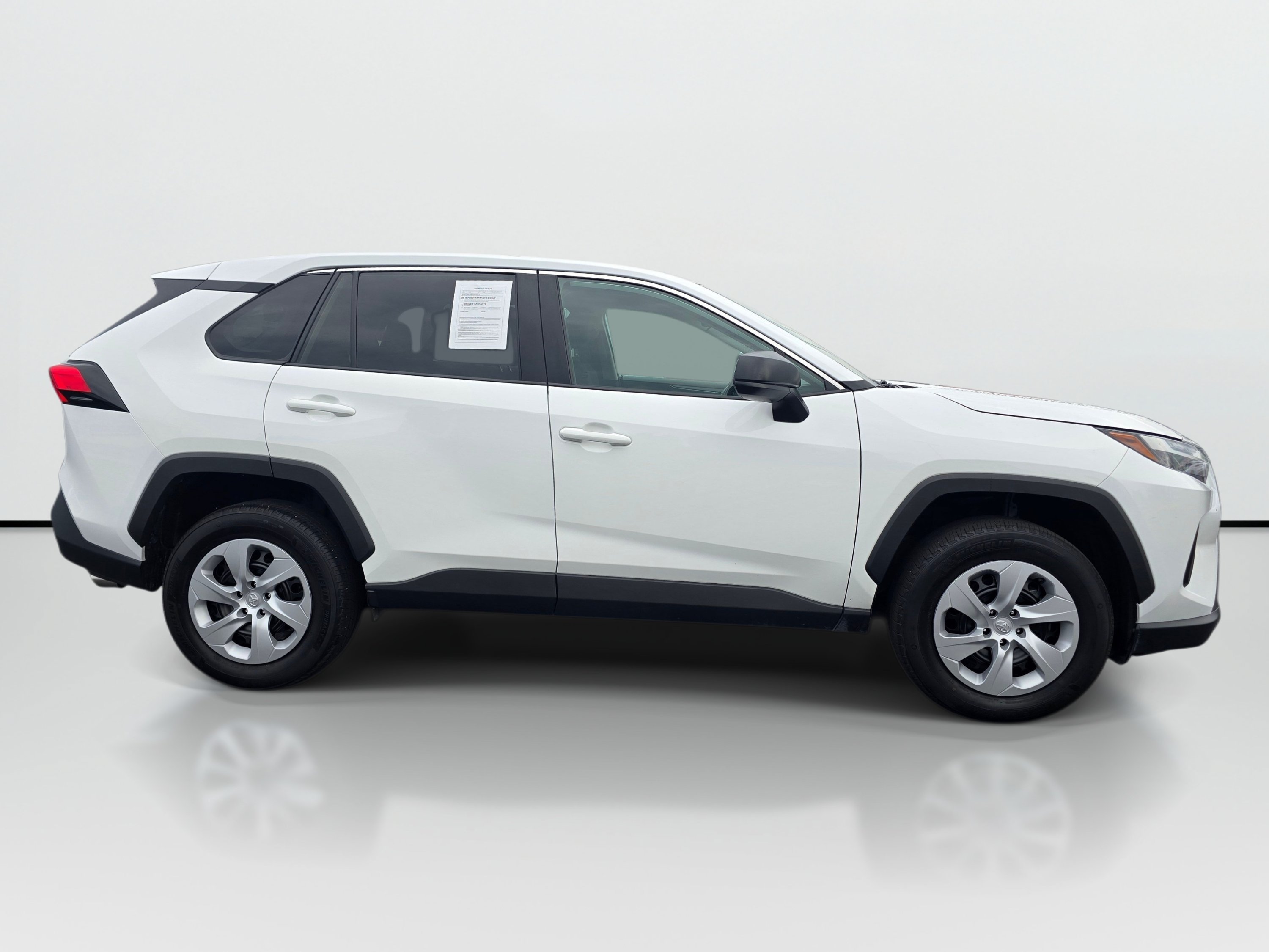 Used 2025 Toyota RAV4 LE AWD/4WD image 6