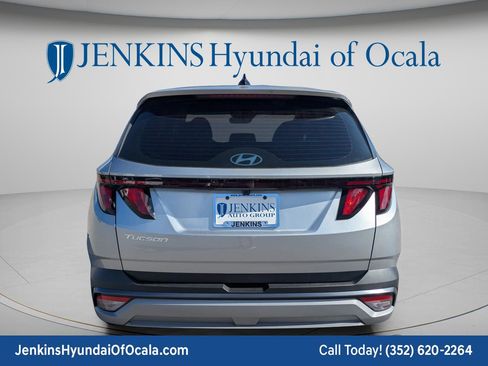 New 2026 Hyundai Tucson SE image 5