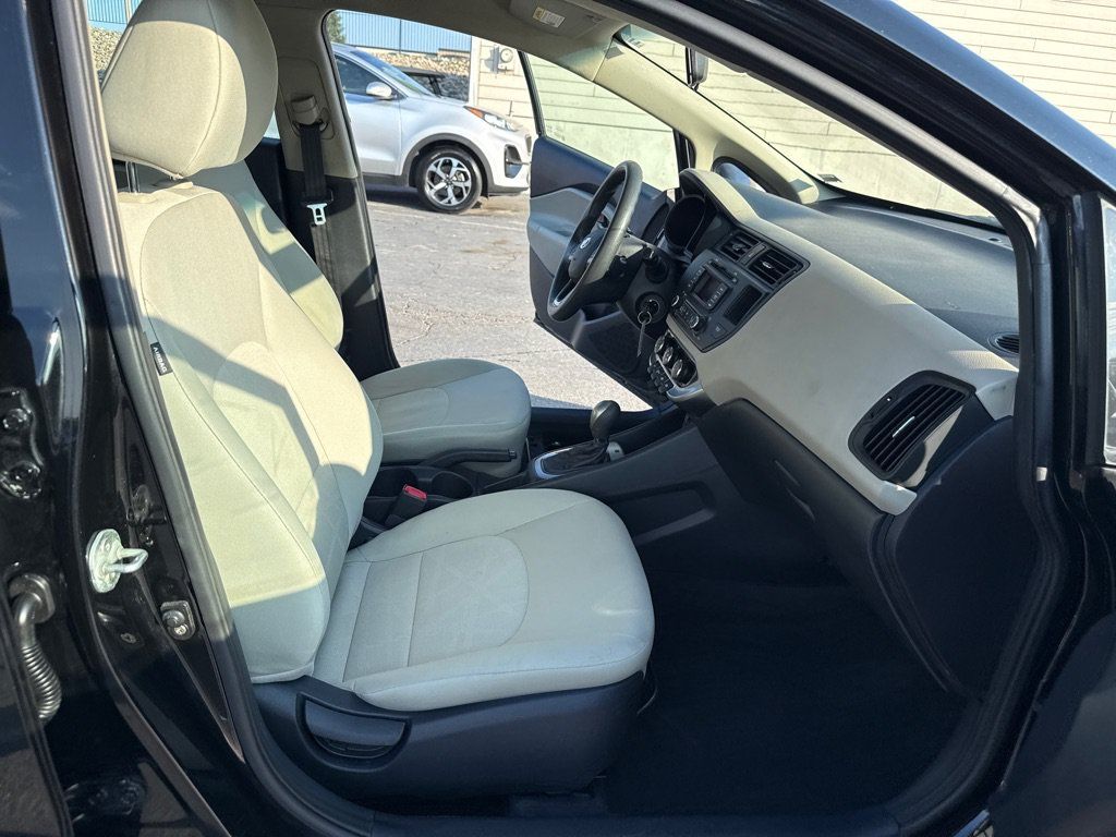 Used 2012 Kia Rio LX w/ PWR Pkg FWD image 12