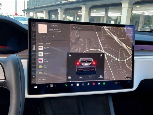 Used 2022 Tesla Model X AWD/4WD image 15