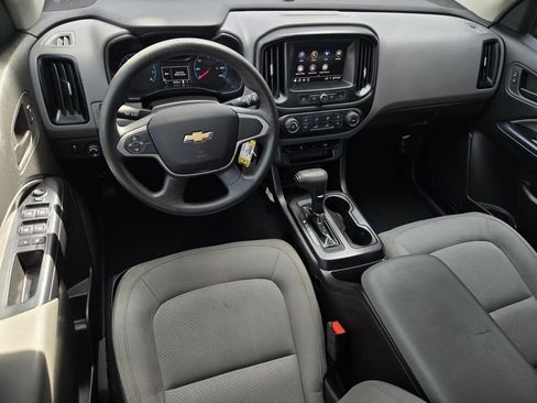 Used 2020 Chevrolet Colorado W/T w/ Custom Special Edition image 15