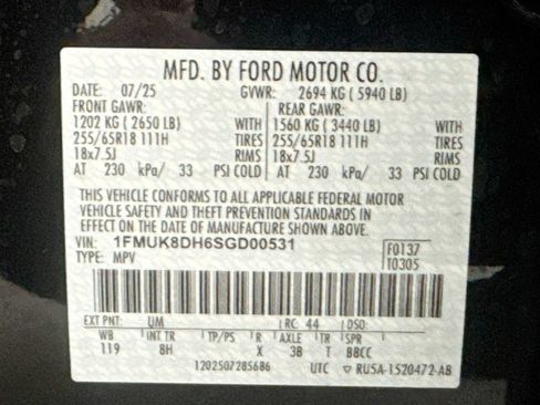 Used 2025 Ford Explorer Active AWD/4WD image 31
