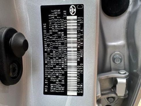 Used 2023 Toyota Corolla LE FWD image 29