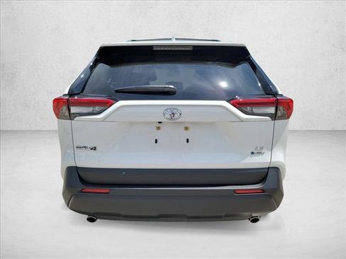 Used 2025 Toyota RAV4 LE AWD/4WD image 6