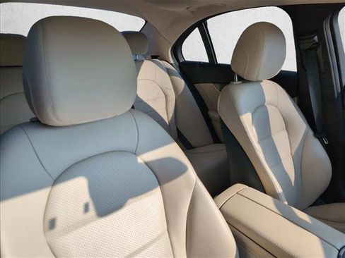 Used 2015 Mercedes-Benz C 300 4MATIC Sedan image 29
