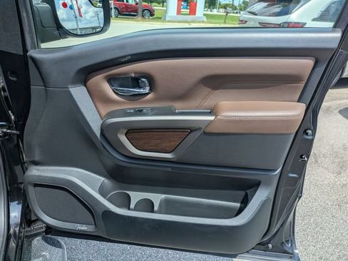 Used 2023 Nissan Titan Platinum Reserve w/ Moonroof Package RWD image 35
