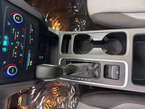 Used 2018 Ford Escape SE w/ SE Sync 3 Package FWD image 24