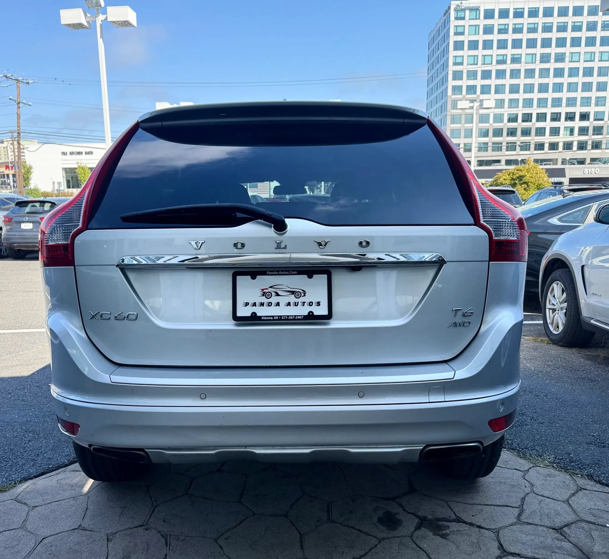 Used 2014 Volvo XC60 T6 AWD/4WD image 7