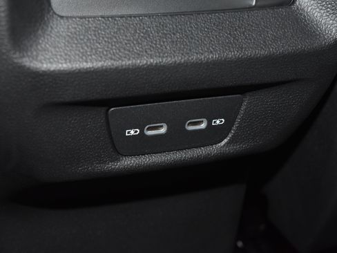 New 2026 Volkswagen Tiguan SE AWD/4WD image 17