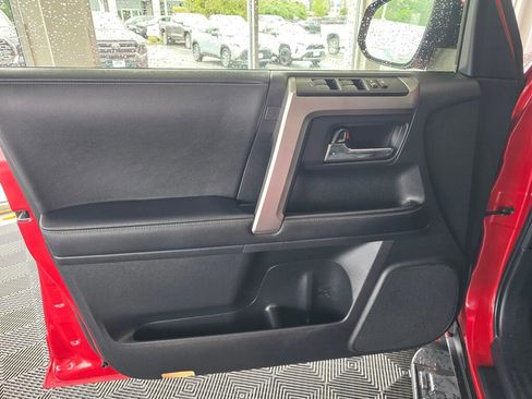 Used 2024 Toyota 4Runner SR5 Premium AWD/4WD image 18