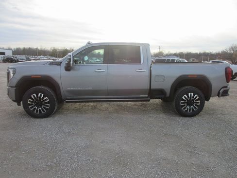 New 2026 GMC Sierra 2500 Denali Ultimate image 10