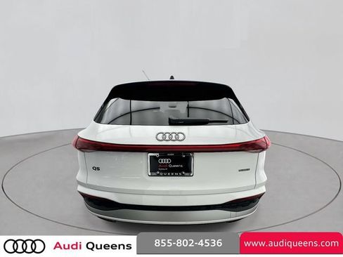 Used 2025 Audi Q5 Premium w/ Convenience Package AWD/4WD image 3
