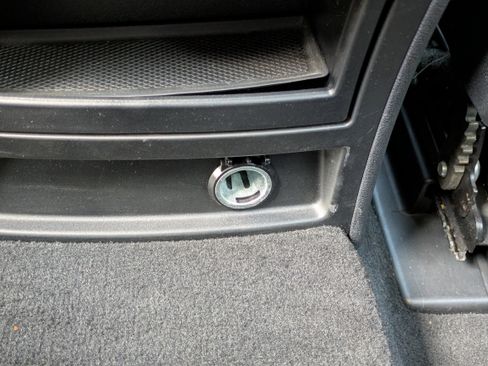 Used 2010 Mercedes-Benz ML 350 2WD image 17