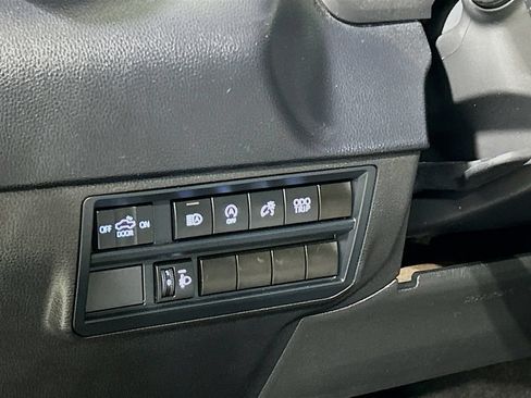 Used 2024 Toyota Tundra SR5 AWD/4WD image 8