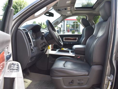 Used 2012 RAM 2500 Laramie w/ Cold Weather Group AWD/4WD image 18