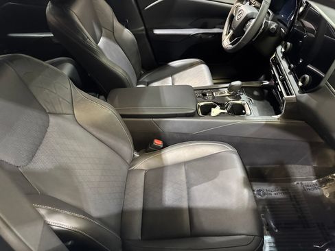 Used 2025 Lexus RX 350 Premium Plus AWD/4WD image 36