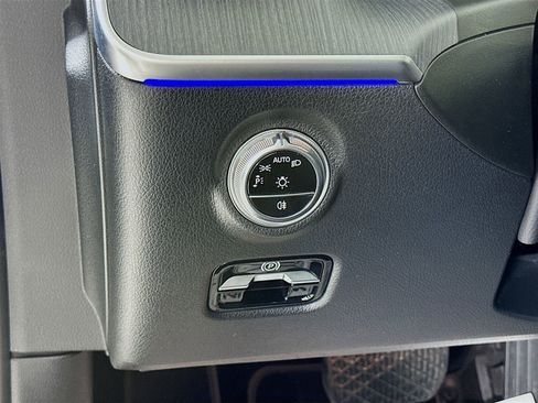 Certified 2023 Mercedes-Benz C 300 Sedan image 11