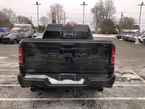 New 2026 RAM 1500 4x4 Crew Cab image 18