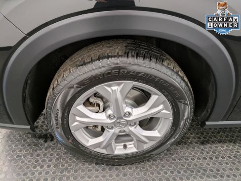 Used 2024 Honda HR-V LX image 7