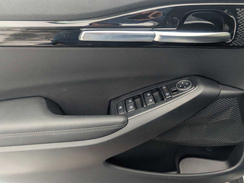 Used 2025 Kia Seltos S image 20