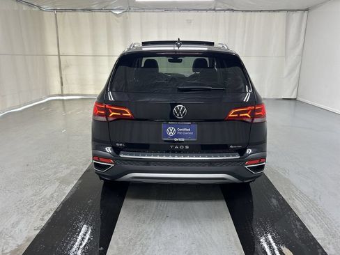 Certified 2023 Volkswagen Taos SEL AWD/4WD image 21