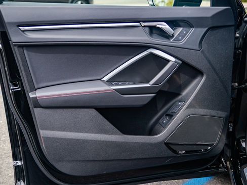 Used 2025 Audi Q3 2.0T Premium Plus w/ Premium Plus Package image 22