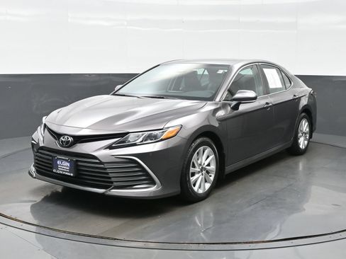 Used 2021 Toyota Camry LE w/ Cold Weather Package FWD image 2