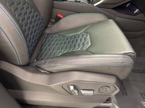 Used 2020 Lamborghini Urus image 67