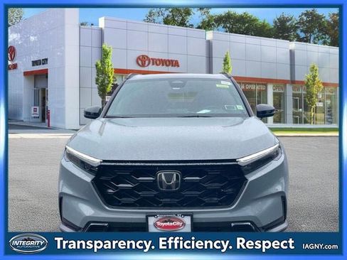 Used 2024 Honda CR-V Sport image 2