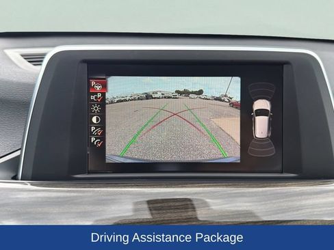 Used 2017 BMW X1 xDrive28i AWD/4WD image 12