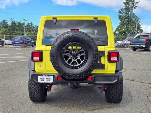 Used 2023 Jeep Wrangler Unlimited Sport AWD/4WD image 7
