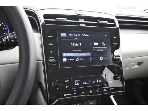 Certified 2024 Hyundai Tucson SEL FWD image 24