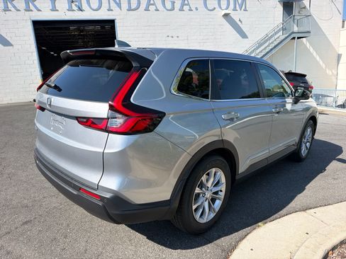 Used 2024 Honda CR-V EX-L image 12