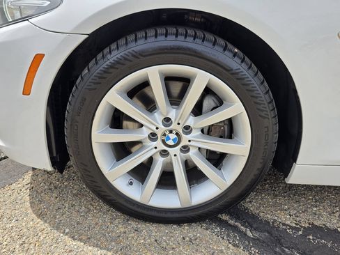 Used 2014 BMW 535i xDrive Sedan AWD/4WD image 40