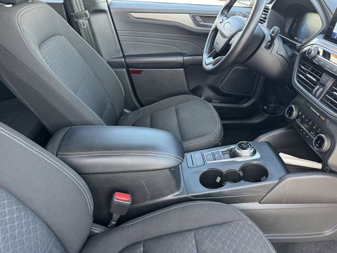 Used 2024 Ford Escape Active AWD/4WD image 10