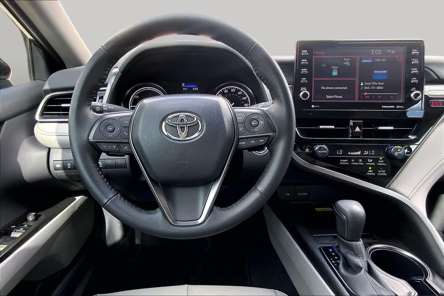 Used 2024 Toyota Camry SE w/ Audio Upgrade Package FWD image 6