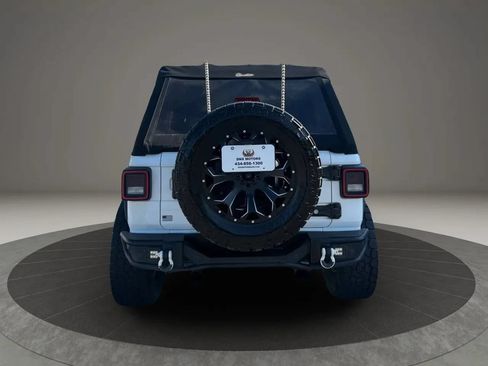 Used 2023 Jeep Wrangler Unlimited Sport AWD/4WD image 4