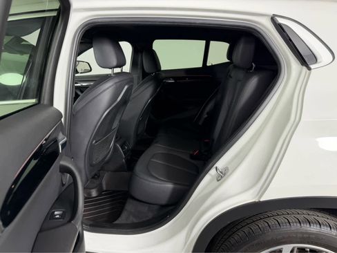 Used 2018 BMW X2 sDrive28i w/ Convenience Package image 12