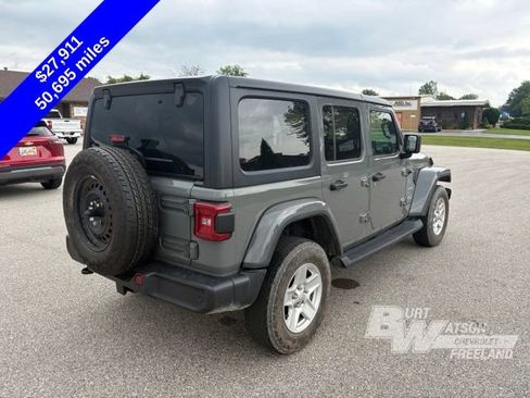 Used 2021 Jeep Wrangler Unlimited Sahara w/ Uconnect 4C Nav & Sound Group AWD/4WD image 6