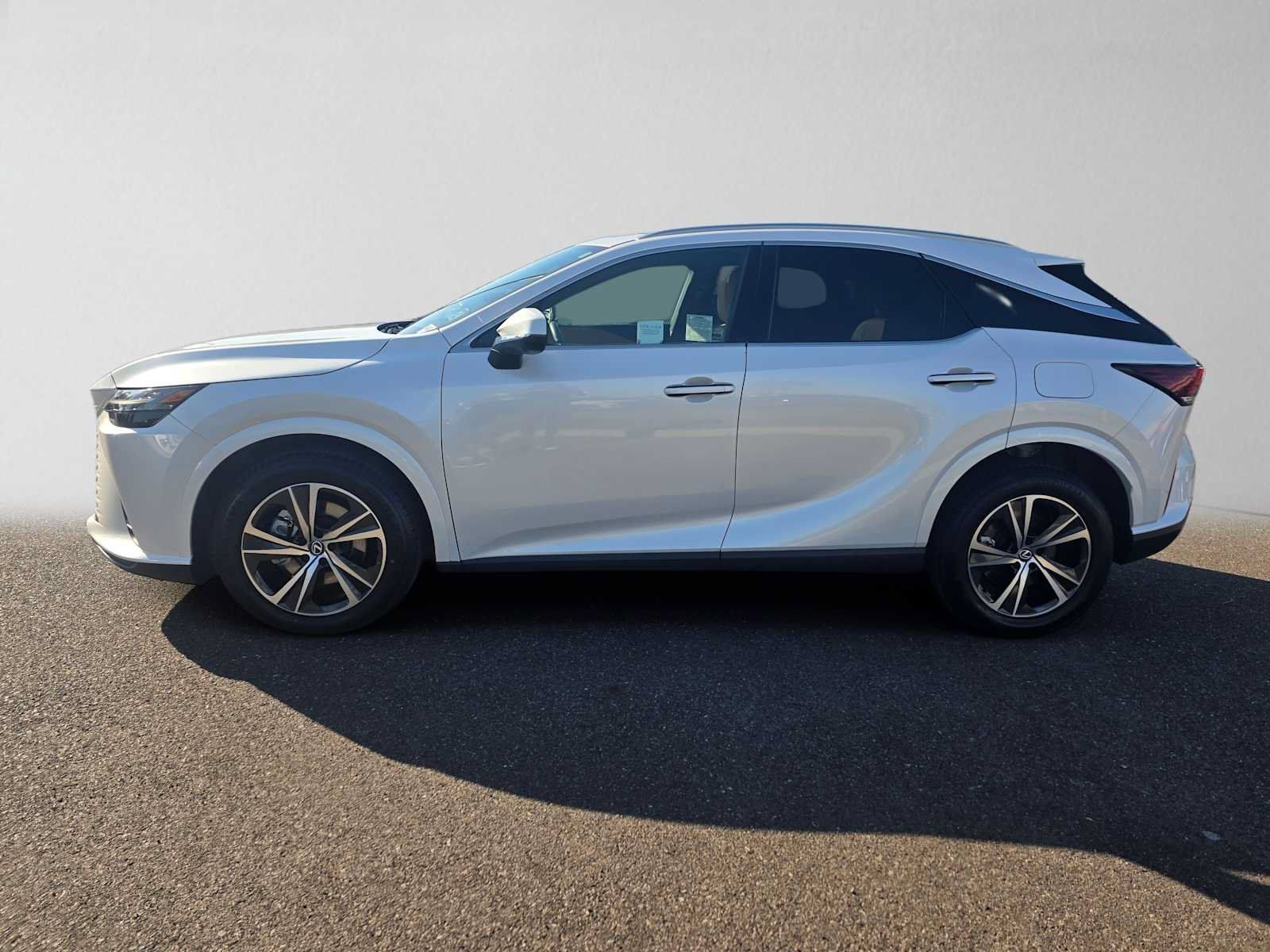 Certified 2024 Lexus RX 350 Premium w/ Convenience Package AWD/4WD image 6