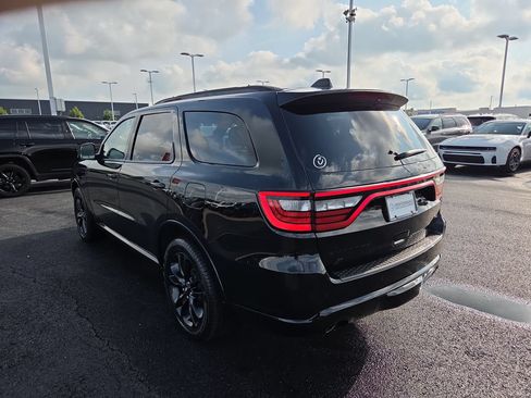 Used 2025 Dodge Durango R/T w/ Blacktop Package AWD/4WD image 5