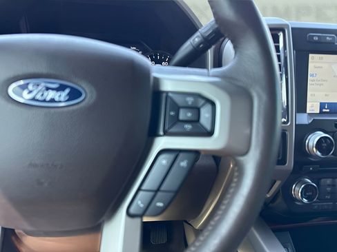 Used 2018 Ford F350 King Ranch w/ King Ranch Ultimate Package AWD/4WD image 18